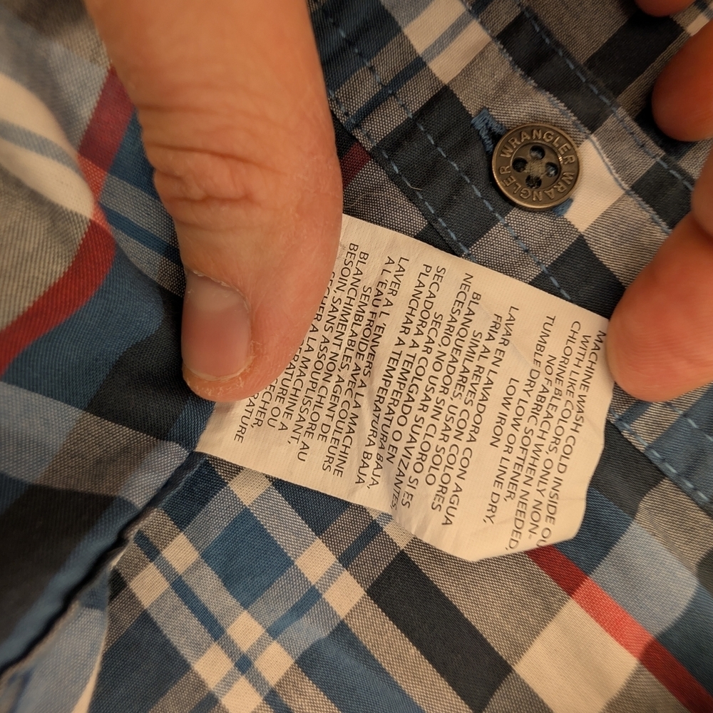 Wrangler Men's Multicolor Plaid Button Down Shirt - Picture 10 of 10